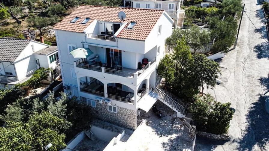 Genesis 4 Leilighet Trogir Eksteriør bilde
