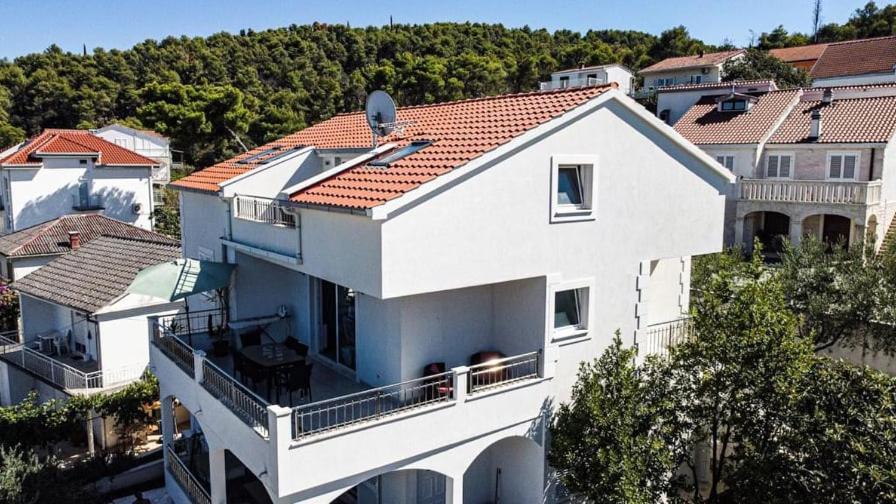 Genesis 4 Leilighet Trogir Eksteriør bilde